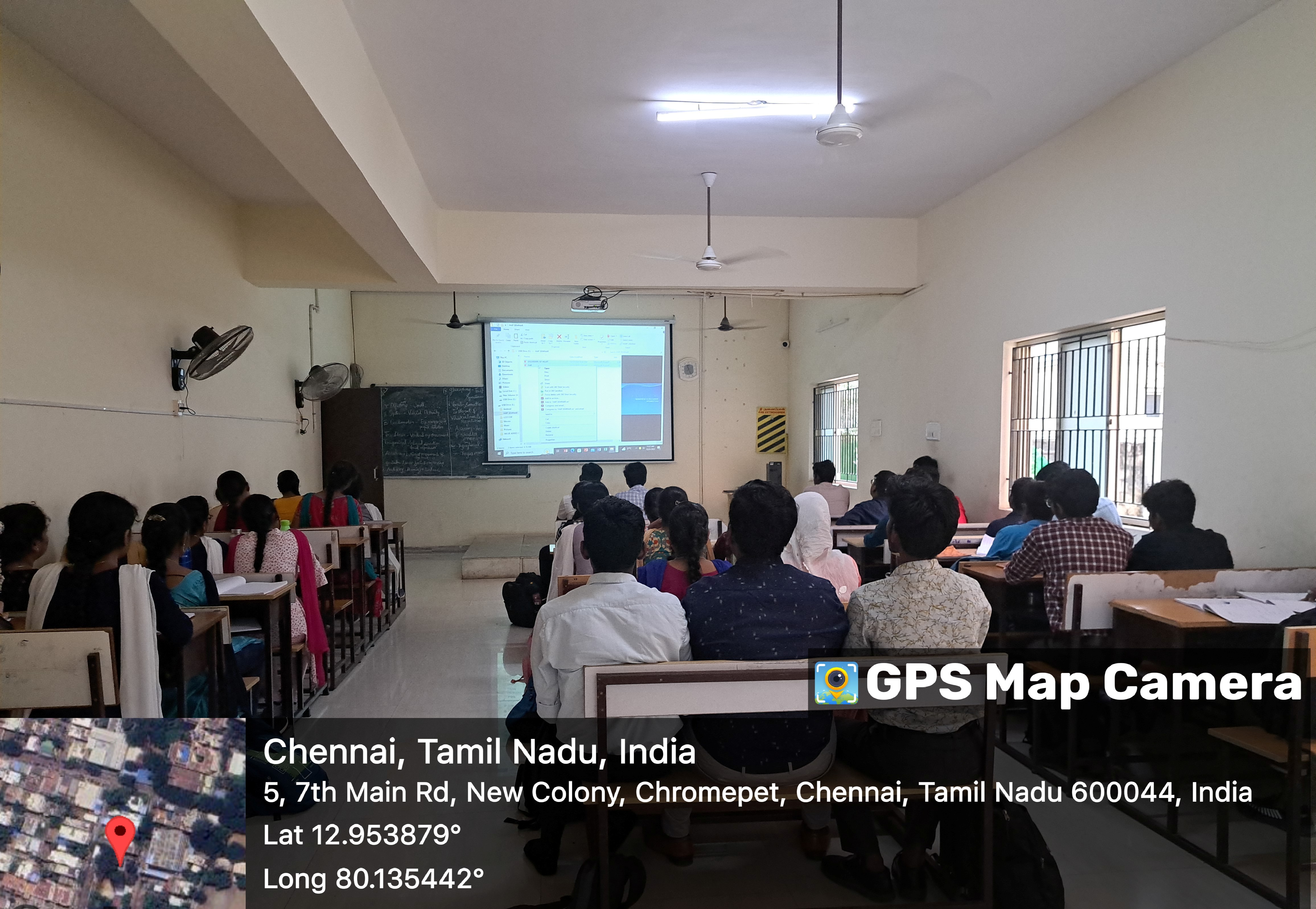 26.1Class Room Inner5